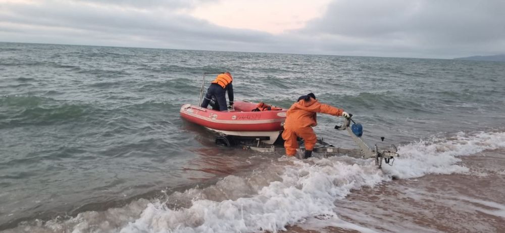 Алексей Ерёменко в составе рабочей группы под руководством Председателя Совета министров Республики Крым Юрия Гоцанюка посетил ГО Евпатория и Сакский р-н, где проверил ход работ по ликвидации ЧС Алексей Ерёменко в составе рабочей группы под руководством Председателя Совета министров Республики Крым Юрия Гоцанюка посетил ГО Евпатория и Сакский р-н, где проверил ход работ по ликвидации ЧС