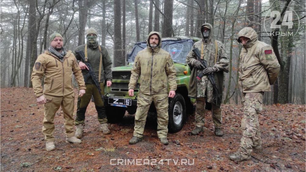 Волонтёры из Ялты подготовили очередной автомобиль для отправки на фронт Волонтёры из Ялты подготовили очередной автомобиль для отправки на фронт
