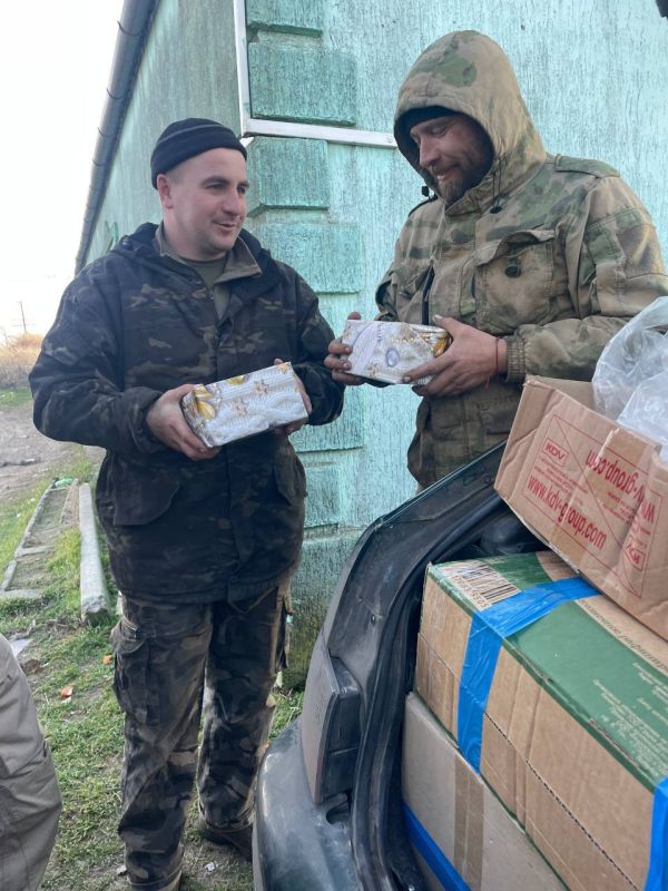 Гуманитарная миссия Севастополя продолжает поздравлять наших воинов Гуманитарная миссия Севастополя продолжает поздравлять наших воинов