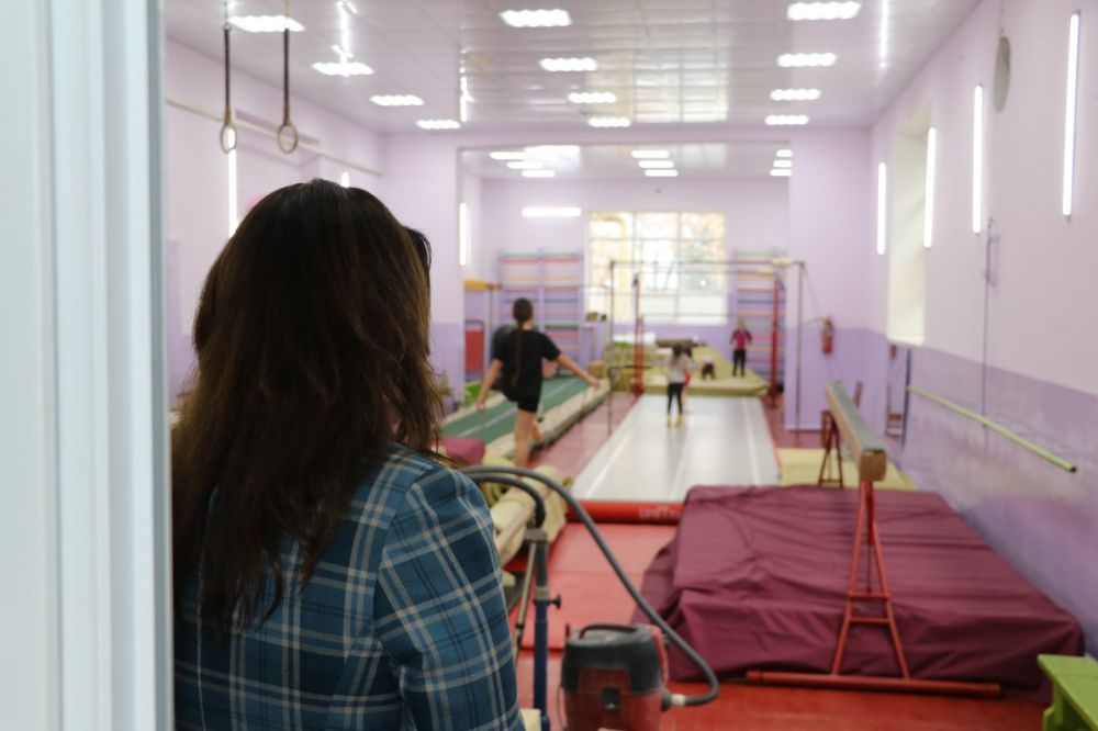 Зал спортивной гимнастики спортивной школы № 1 нуждался в ремонте подсобных помещений и тренировочного зала Зал спортивной гимнастики спортивной школы № 1 нуждался в ремонте подсобных помещений и тренировочного зала