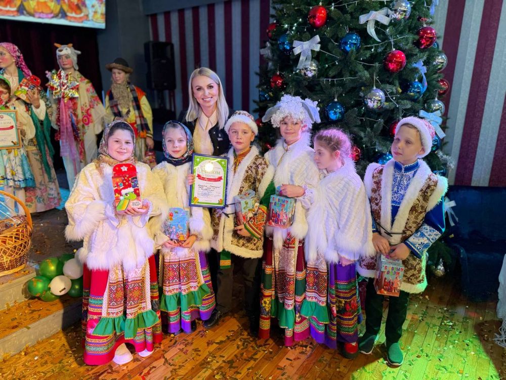 Анастасия Гридчина: Сегодня в качестве члена жюри с большим удовольствием приняла участие в финале Республиканского конкурса «Рождественских песен и колядок» Анастасия Гридчина: Сегодня в качестве члена жюри с большим удовольствием приняла участие в финале Республиканского конкурса «Рождественских песен и колядок»
