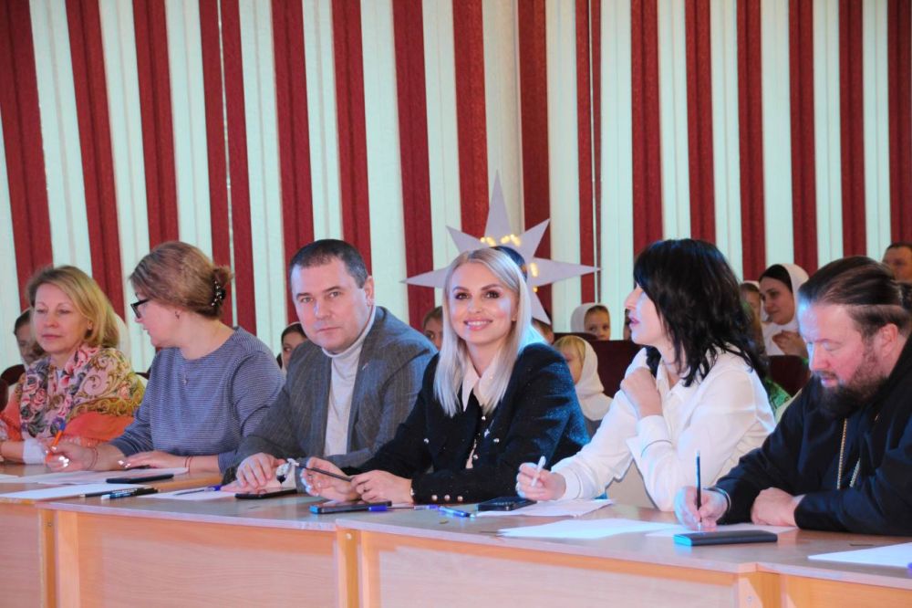 Анастасия Гридчина: Сегодня в качестве члена жюри с большим удовольствием приняла участие в финале Республиканского конкурса «Рождественских песен и колядок» Анастасия Гридчина: Сегодня в качестве члена жюри с большим удовольствием приняла участие в финале Республиканского конкурса «Рождественских песен и колядок»