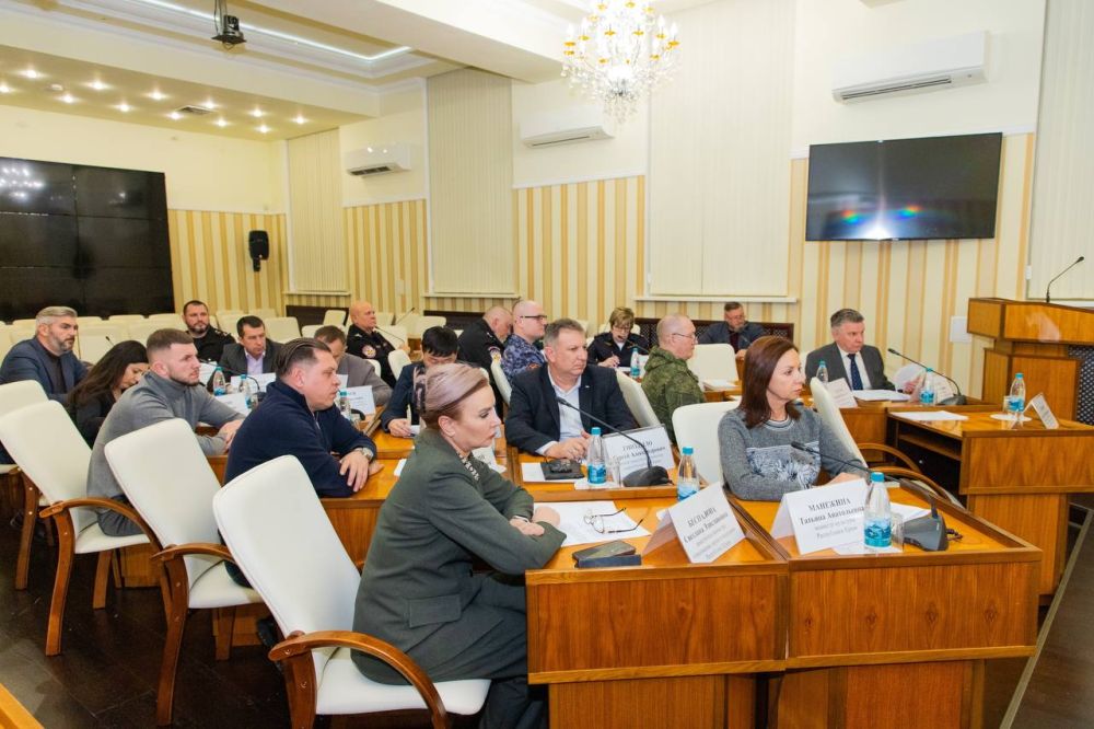 Михаил Назаров: Провел заседание рабочей группы по делам казачества при Главе Республики Крым Михаил Назаров: Провел заседание рабочей группы по делам казачества при Главе Республики Крым