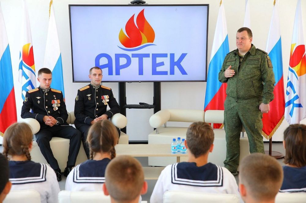 Поздравляю сотрудников Следственного комитета Российской Федерации с годовщиной образования ведомства! Поздравляю сотрудников Следственного комитета Российской Федерации с годовщиной образования ведомства!