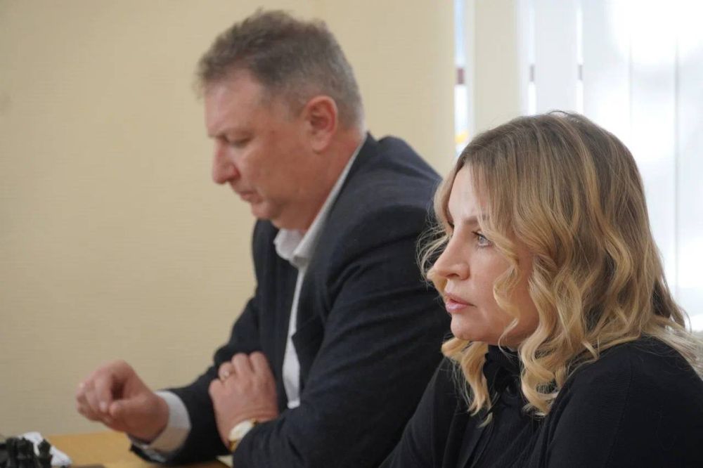 Ольга Торубарова: Провела рабочую встречу с сотрудниками Республиканской спортивной школы по шашкам и шахматам Ольга Торубарова: Провела рабочую встречу с сотрудниками Республиканской спортивной школы по шашкам и шахматам