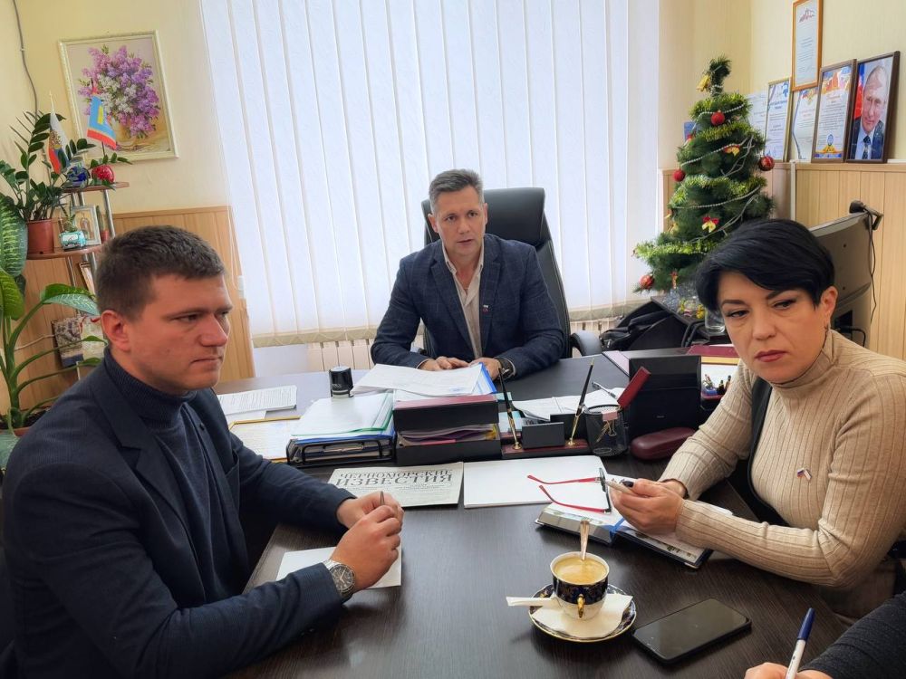 Александр Дудинов: Сегодня провел рабочую встречу по вопросам оказания помощи участникам СВО Александр Дудинов: Сегодня провел рабочую встречу по вопросам оказания помощи участникам СВО