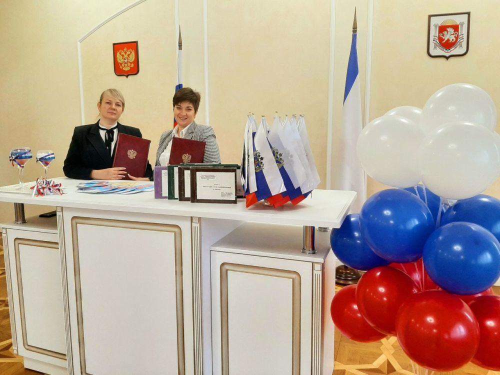 В отделе ЗАГС города Симферополя провели День открытых дверей для учащихся кадетского корпуса МБОУ СОШ № 7 имени В отделе ЗАГС города Симферополя провели День открытых дверей для учащихся кадетского корпуса МБОУ СОШ № 7 имени