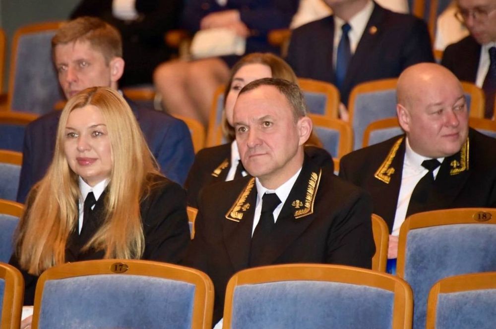 Владимир Немцев: Принял участие в торжественном мероприятии, посвященном десятилетию создания судов Российской Федерации на территории города Севастополя Владимир Немцев: Принял участие в торжественном мероприятии, посвященном десятилетию создания судов Российской Федерации на территории города Севастополя