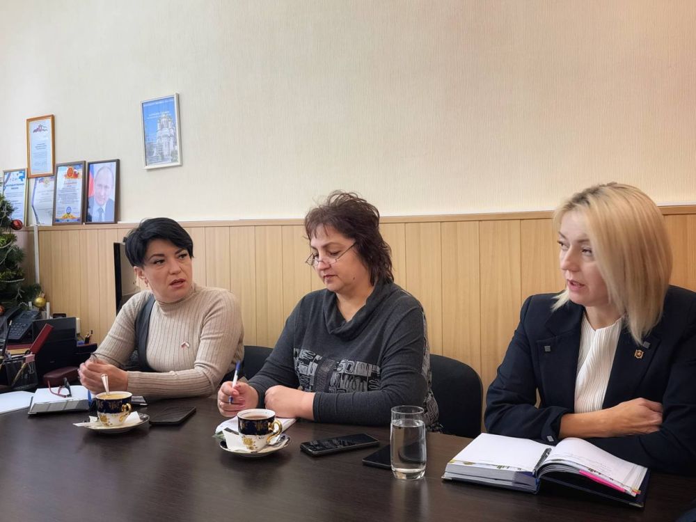 Александр Дудинов: Сегодня провел рабочую встречу по вопросам оказания помощи участникам СВО Александр Дудинов: Сегодня провел рабочую встречу по вопросам оказания помощи участникам СВО