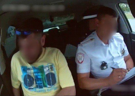 В Евпатории мужчина сядет на год в колонию за попытку дачи взятки сотруднику ГИБДД В Евпатории мужчина сядет на год в колонию за попытку дачи взятки сотруднику ГИБДД