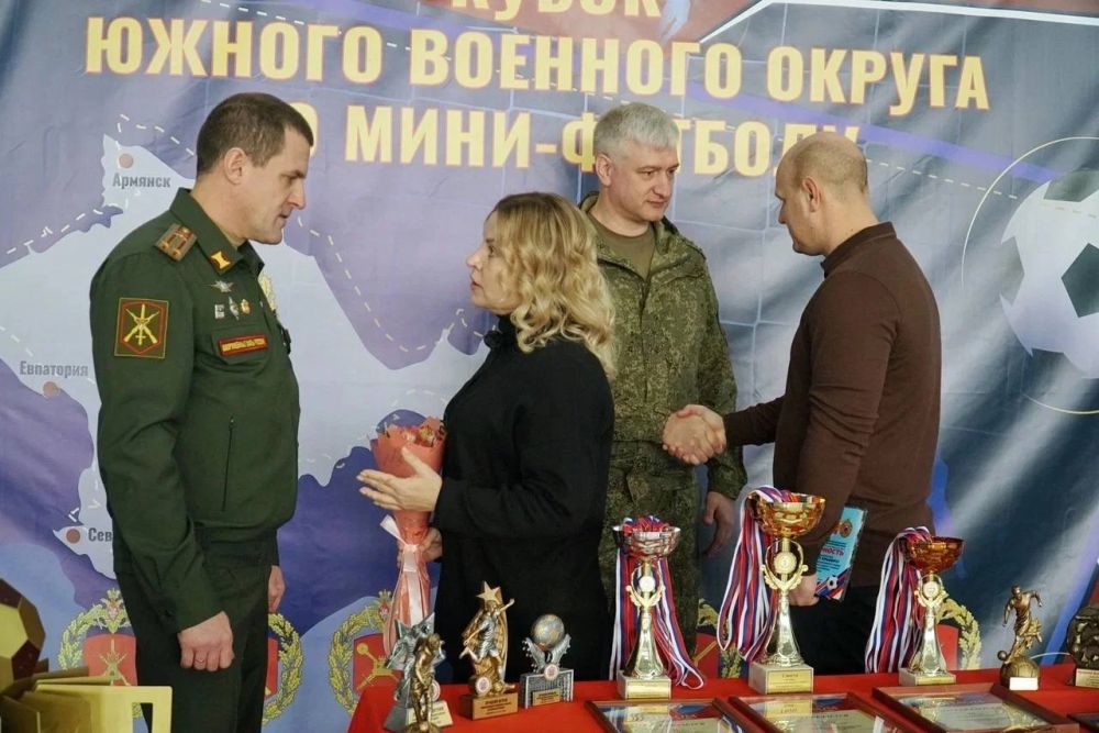 Ольга Торубарова: Кубок Южного военного округа по мини-футболу прошел в солнечной Евпатории на базе центра «Эволюция» Ольга Торубарова: Кубок Южного военного округа по мини-футболу прошел в солнечной Евпатории на базе центра «Эволюция»
