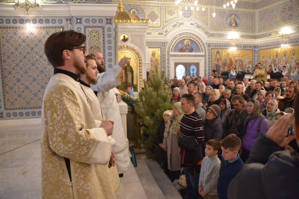 Екатерина Алтабаева: Для нашего города, места, где крестился Великий князь Владимир, Крещение Господне - праздник особенный! Екатерина Алтабаева: Для нашего города, места, где крестился Великий князь Владимир, Крещение Господне - праздник особенный!