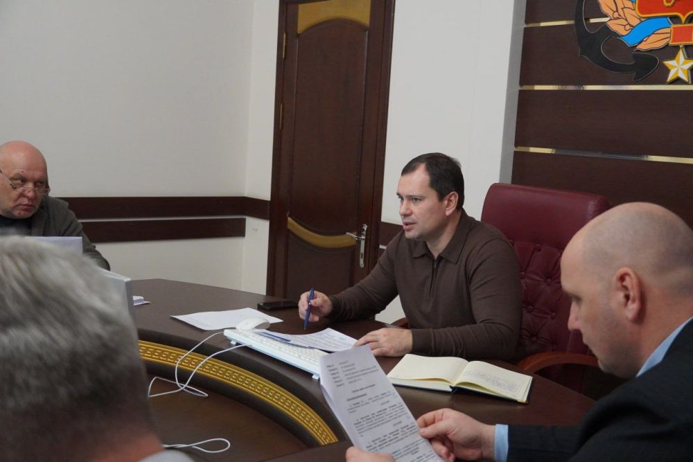 #городские_новости. Глава администрации Олег КАТОРГИН провел аппаратное совещание с заместителями и начальниками структурных подразделений администрации #городские_новости. Глава администрации Олег КАТОРГИН провел аппаратное совещание с заместителями и начальниками структурных подразделений администрации