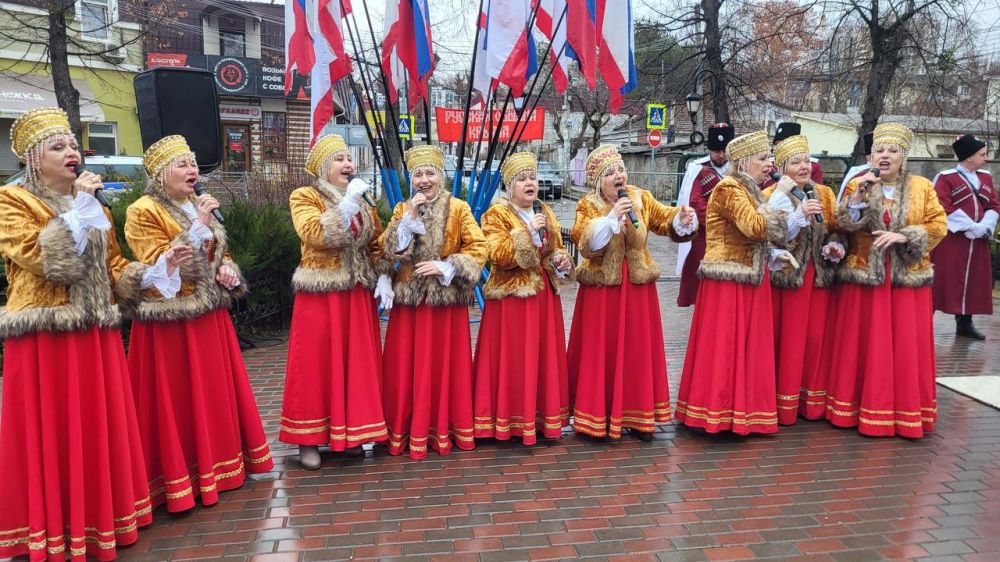 В Крыму отметили день воссоединения славянских народов — 371-ю годовщину Переяславской рады В Крыму отметили день воссоединения славянских народов — 371-ю годовщину Переяславской рады