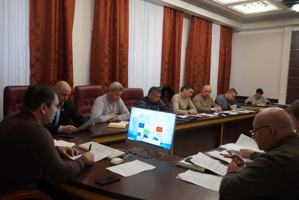 #городские_новости. Глава администрации Олег КАТОРГИН провел аппаратное совещание с заместителями и начальниками структурных подразделений администрации #городские_новости. Глава администрации Олег КАТОРГИН провел аппаратное совещание с заместителями и начальниками структурных подразделений администрации
