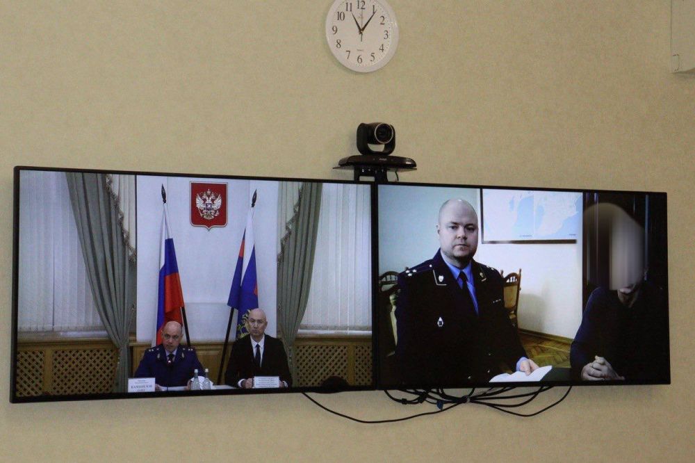 Прокурор Крыма Олег Камшилов совместно с руководителем филиала Государственного Фонда «Защитники Отечества» по Республики Крым провел личный прием граждан Прокурор Крыма Олег Камшилов совместно с руководителем филиала Государственного Фонда «Защитники Отечества» по Республики Крым провел личный прием граждан