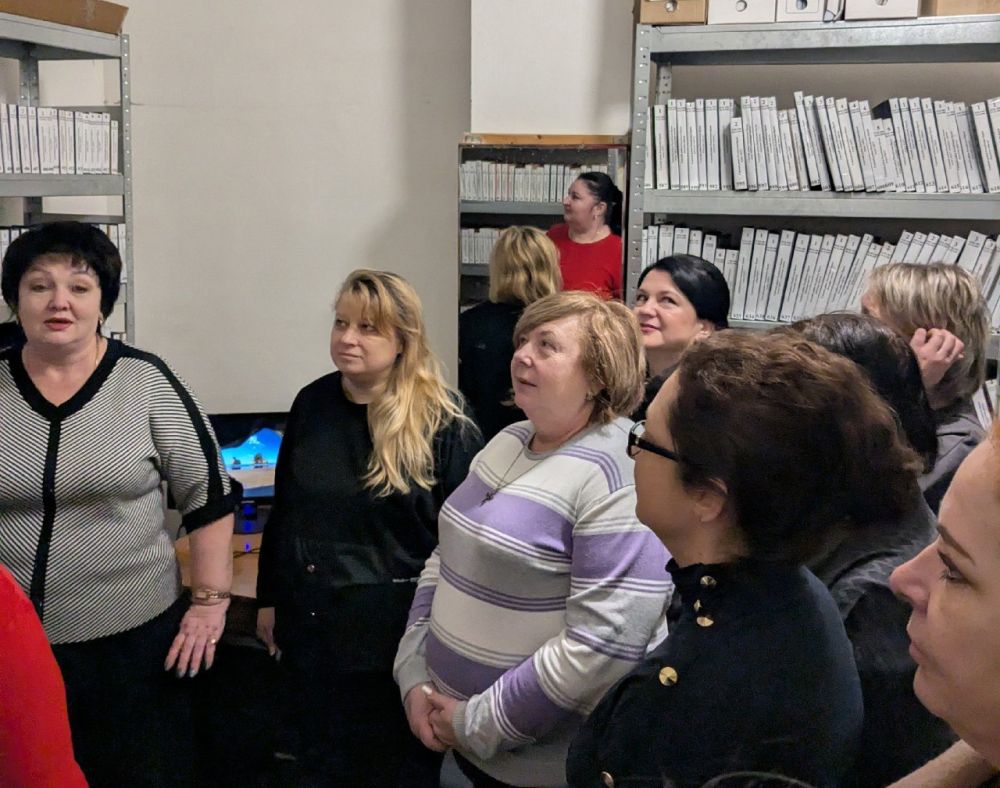Сакский районный отдел ЗАГС на День открытых дверей, посвящённый Дню Республики Крым, пригласил сотрудников Налоговой инспекции № 3 города Саки Сакский районный отдел ЗАГС на День открытых дверей, посвящённый Дню Республики Крым, пригласил сотрудников Налоговой инспекции № 3 города Саки