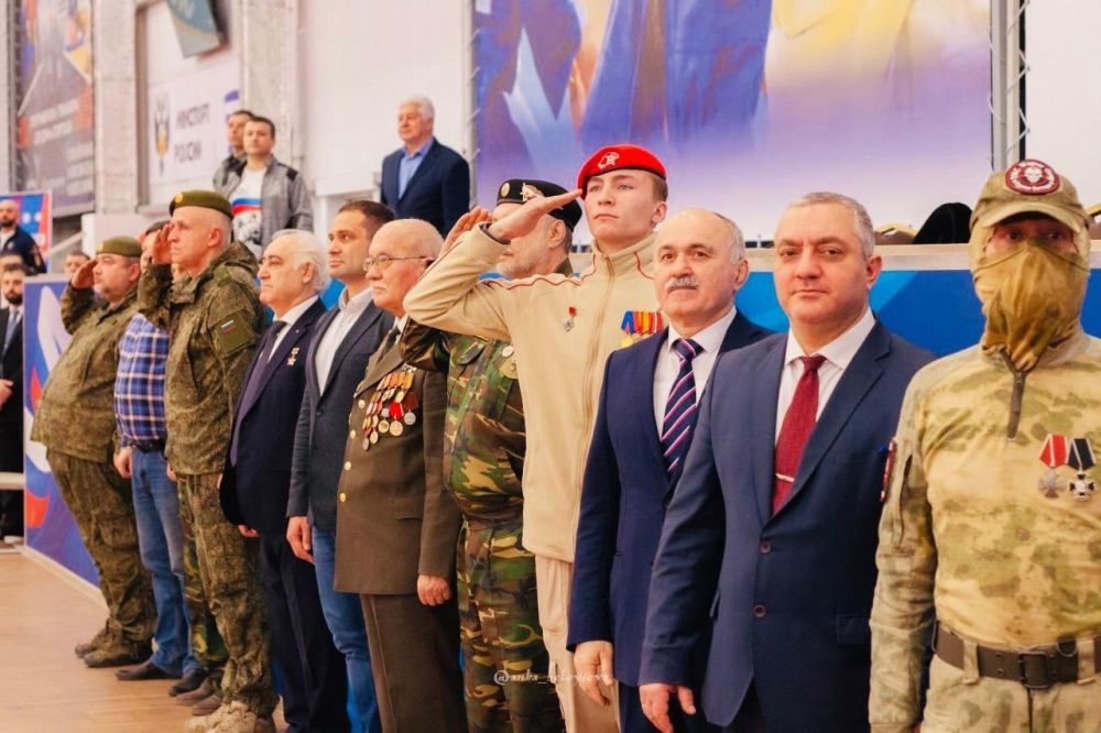 Спортсмен Евпаторийской спортивной школы Новиков Тимофей стал бронзовым призером Всероссийских соревнований по дзюдо «Лига патриотов» в городе Армавир Спортсмен Евпаторийской спортивной школы Новиков Тимофей стал бронзовым призером Всероссийских соревнований по дзюдо «Лига патриотов» в городе Армавир