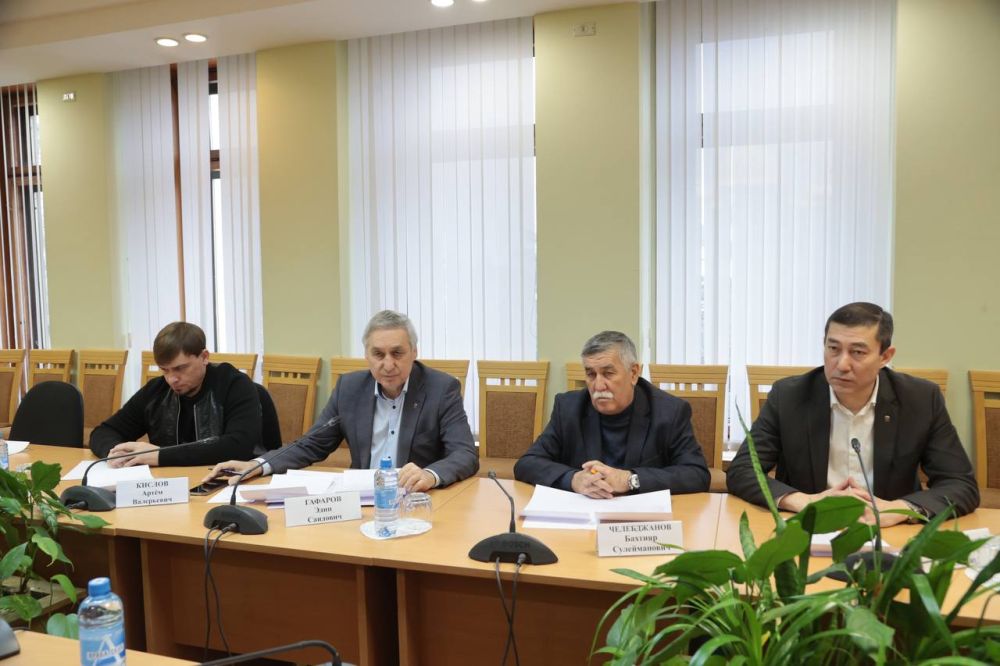 Эдип Гафаров: до конца 2025 года 168 семей получат собственное жильё Эдип Гафаров: до конца 2025 года 168 семей получат собственное жильё