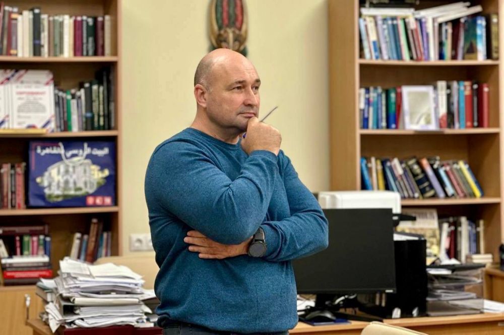 Владимир Немцев: Завершил курс лекций по дисциплине «Государственная региональная политика» для магистрантов-политологов первого курса СевГУ Владимир Немцев: Завершил курс лекций по дисциплине «Государственная региональная политика» для магистрантов-политологов первого курса СевГУ