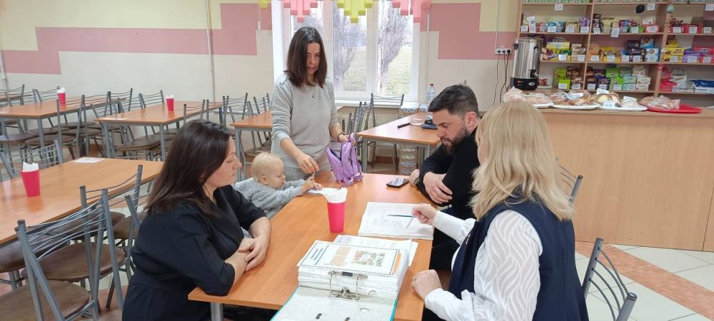 Шериф Османов: Во время нахождения в отпуске принял участие в родительском контроле блюд столовой школы-лицей, где учатся мои дети Шериф Османов: Во время нахождения в отпуске принял участие в родительском контроле блюд столовой школы-лицей, где учатся мои дети