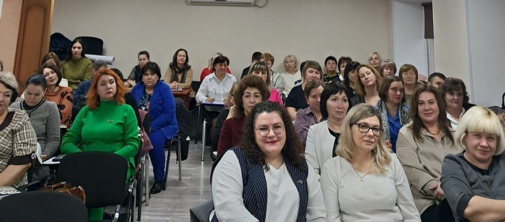 Стратегическая сессия по развитию образования в Сакском районе Стратегическая сессия по развитию образования в Сакском районе