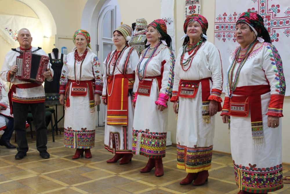 В Крымском этнографическом музее 25 января 2025 г. при поддержке Министерства культуры Республики Крым состоялась торжественная презентация выставки «Мир чувашской культуры. История и современность», приуроченная к 20-летию... В Крымском этнографическом музее 25 января 2025 г. при поддержке Министерства культуры Республики Крым состоялась торжественная презентация выставки «Мир чувашской культуры. История и современность», приуроченная к 20-летию...