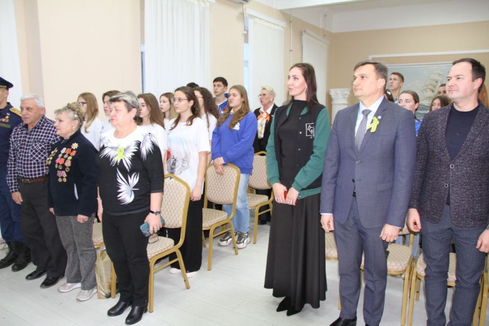 Константин Шимановский: Состоялось открытие центра подготовки Международного волонтёрского корпуса 80-й годовщины Победы в Великой Отечественной войне 1941-1945 годов, который разместится на базе местного отделения «Единой... Константин Шимановский: Состоялось открытие центра подготовки Международного волонтёрского корпуса 80-й годовщины Победы в Великой Отечественной войне 1941-1945 годов, который разместится на базе местного отделения «Единой...