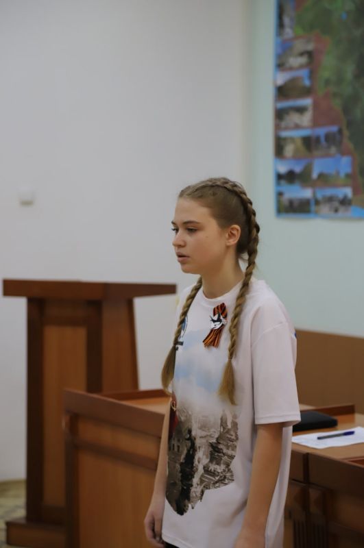 Анжелика Ястребова: На аппаратном совещании почтили минутой молчания всех жертв страшной и героической страницы нашей истории - блокадного Ленинграда Анжелика Ястребова: На аппаратном совещании почтили минутой молчания всех жертв страшной и героической страницы нашей истории - блокадного Ленинграда