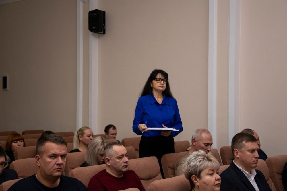 Состоялось оперативно-хозяйственное совещание, в ходе которого руководители структурных подразделений отчитались о проделанной работе Состоялось оперативно-хозяйственное совещание, в ходе которого руководители структурных подразделений отчитались о проделанной работе