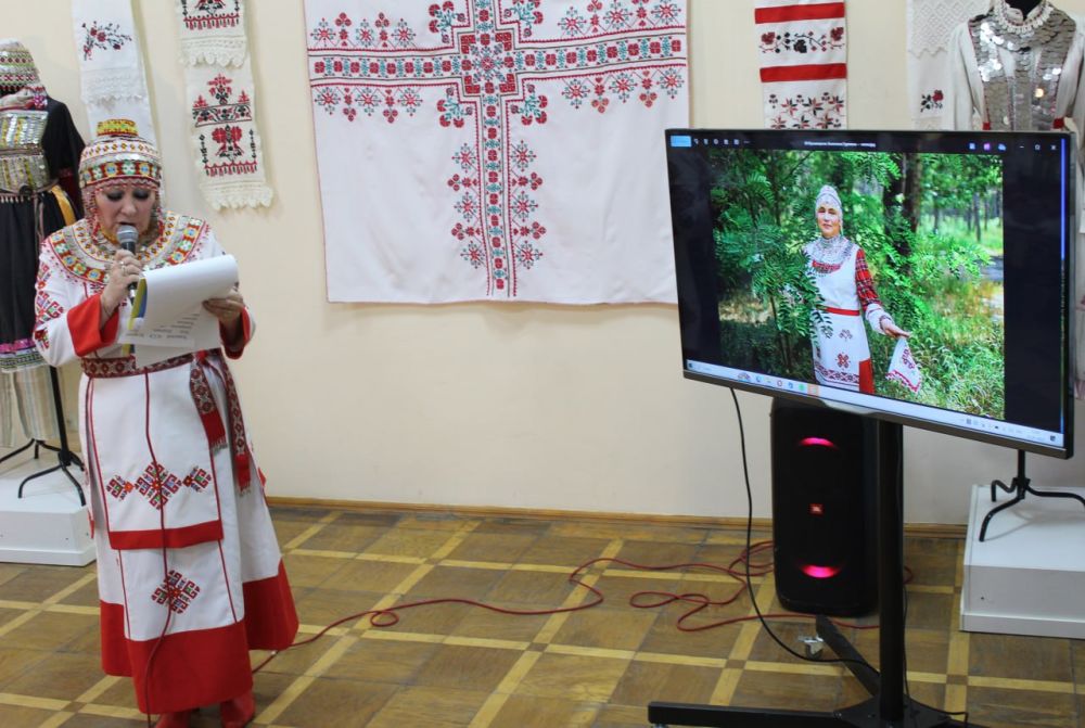 В Крымском этнографическом музее 25 января 2025 г. при поддержке Министерства культуры Республики Крым состоялась торжественная презентация выставки «Мир чувашской культуры. История и современность», приуроченная к 20-летию... В Крымском этнографическом музее 25 января 2025 г. при поддержке Министерства культуры Республики Крым состоялась торжественная презентация выставки «Мир чувашской культуры. История и современность», приуроченная к 20-летию...