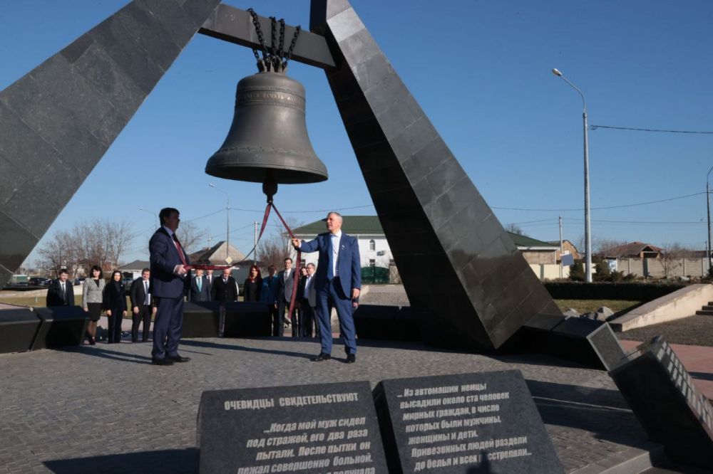 В Крыму почтили память жертв Холокоста В Крыму почтили память жертв Холокоста