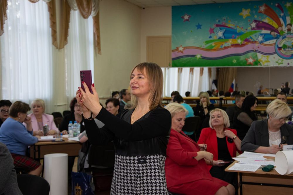 23 января на базе МБОУ «СОШ № 30 им. А.А.Аматуни» состоялась стратегическая сессия с руководителями образовательных учреждений города Симферополя, на которой обсуждалась Стратегия развития образования Российской Федерации до... 23 января на базе МБОУ «СОШ № 30 им. А.А.Аматуни» состоялась стратегическая сессия с руководителями образовательных учреждений города Симферополя, на которой обсуждалась Стратегия развития образования Российской Федерации до...