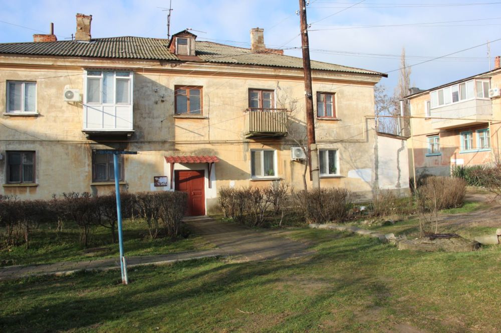 В Керчи стартовали работы по благоустройству дворов В Керчи стартовали работы по благоустройству дворов