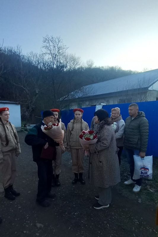 Ольга Урайкина: Сегодня совместно с главой администрации Бахчисарайского района Анжеликой Ястребовой, заместителем главы администрации- начальником отдела культуры и межнациональных отношений администрации Бахчисарайского... Ольга Урайкина: Сегодня совместно с главой администрации Бахчисарайского района Анжеликой Ястребовой, заместителем главы администрации- начальником отдела культуры и межнациональных отношений администрации Бахчисарайского...