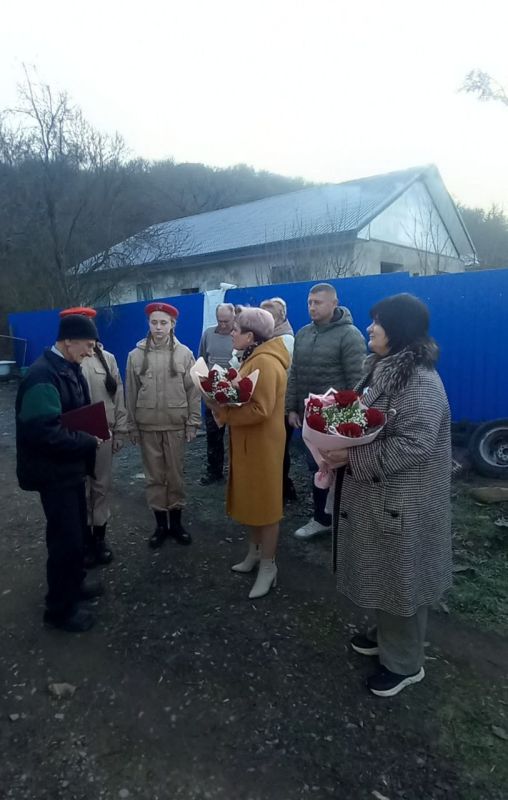 Ольга Урайкина: Сегодня совместно с главой администрации Бахчисарайского района Анжеликой Ястребовой, заместителем главы администрации- начальником отдела культуры и межнациональных отношений администрации Бахчисарайского... Ольга Урайкина: Сегодня совместно с главой администрации Бахчисарайского района Анжеликой Ястребовой, заместителем главы администрации- начальником отдела культуры и межнациональных отношений администрации Бахчисарайского...