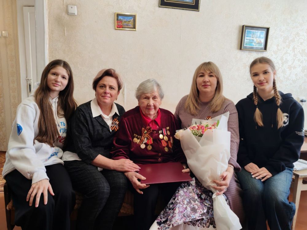 Ольга Урайкина: Сегодня совместно с главой администрации Бахчисарайского района Анжеликой Ястребовой, заместителем главы администрации- начальником отдела культуры и межнациональных отношений администрации Бахчисарайского... Ольга Урайкина: Сегодня совместно с главой администрации Бахчисарайского района Анжеликой Ястребовой, заместителем главы администрации- начальником отдела культуры и межнациональных отношений администрации Бахчисарайского...