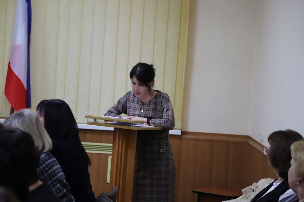 В администрации Бахчисарайского района состоялась стратегическая сессия с руководителями образовательных учреждений, посвященная обсуждению Стратегии развития образования РФ до 2036 года с перспективой до 2040 года В администрации Бахчисарайского района состоялась стратегическая сессия с руководителями образовательных учреждений, посвященная обсуждению Стратегии развития образования РФ до 2036 года с перспективой до 2040 года