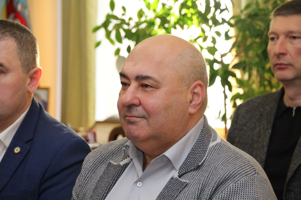 Члены ОП Крыма провели видеоконференцию с коллегами из Саха (Якутия) Члены ОП Крыма провели видеоконференцию с коллегами из Саха (Якутия)