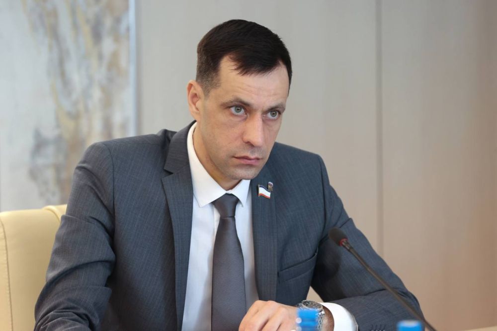 Президиум утвердил перспективный план работы Государственного Совета Республики Крым на 2025 год Президиум утвердил перспективный план работы Государственного Совета Республики Крым на 2025 год