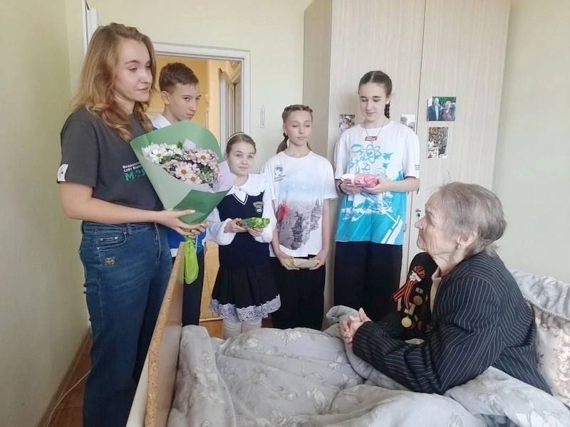 В Симферополе Волонтёры Победы навестили Кундобу Ирину Александровну В Симферополе Волонтёры Победы навестили Кундобу Ирину Александровну