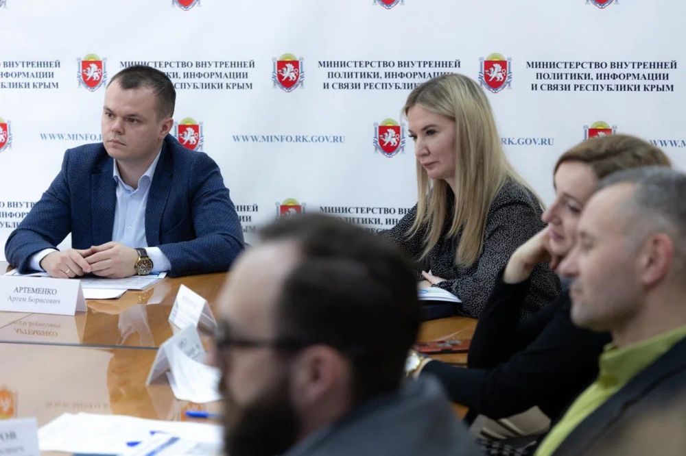 Валентина Лаврик: При поддержке Главы Республики Крым – Аксёнова С.В., в рамках реализации Указа Главы Республики Крым о создании советов президентов ученического самоуправления Республики Крым от 28.04.2021 года №103-У, 29... Валентина Лаврик: При поддержке Главы Республики Крым – Аксёнова С.В., в рамках реализации Указа Главы Республики Крым о создании советов президентов ученического самоуправления Республики Крым от 28.04.2021 года №103-У, 29...
