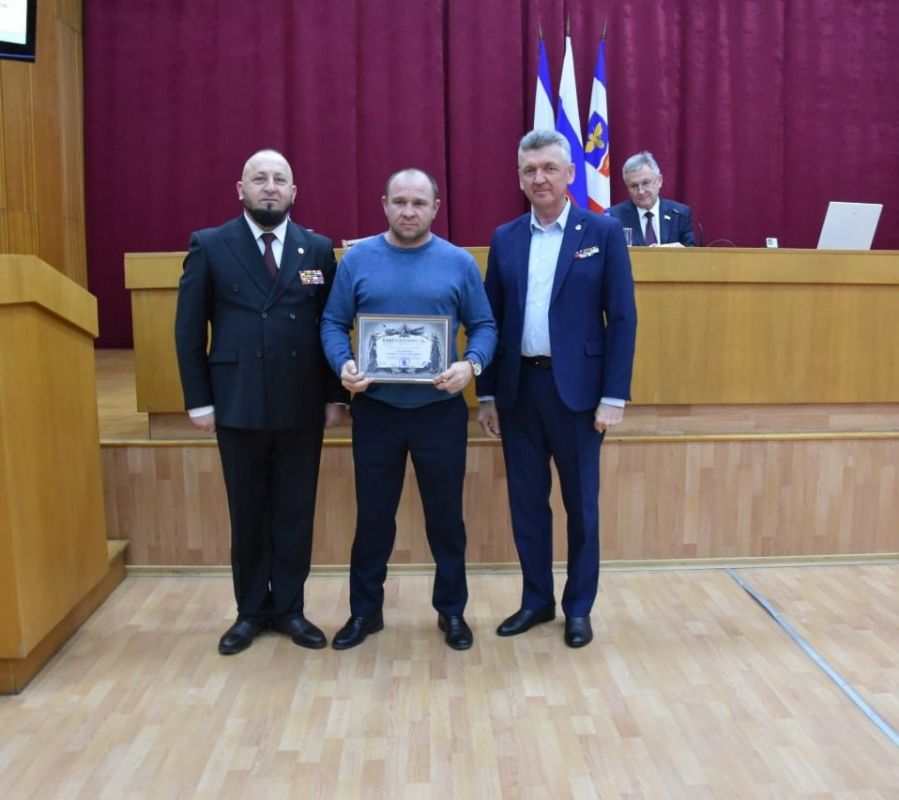 Сегодня состоялась очередная 11-я сессия Симферопольского городского совета III созыва под руководством Главы муниципального образования городской округ Симферополь РК – председателя Симферопольского городского совета... Сегодня состоялась очередная 11-я сессия Симферопольского городского совета III созыва под руководством Главы муниципального образования городской округ Симферополь РК – председателя Симферопольского городского совета...
