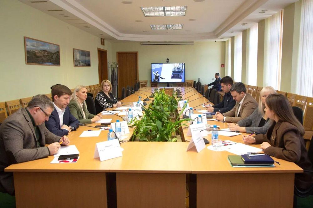 Анастасия Гридчина: Приняла участие в конкурсной комиссии по отбору кандидатов в Молодёжный парламент при Государственном Совете Республики Крым Анастасия Гридчина: Приняла участие в конкурсной комиссии по отбору кандидатов в Молодёжный парламент при Государственном Совете Республики Крым