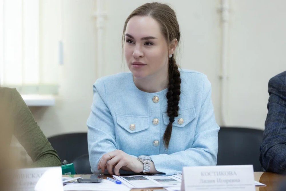 Валентина Лаврик: При поддержке Главы Республики Крым – Аксёнова С.В., в рамках реализации Указа Главы Республики Крым о создании советов президентов ученического самоуправления Республики Крым от 28.04.2021 года №103-У, 29... Валентина Лаврик: При поддержке Главы Республики Крым – Аксёнова С.В., в рамках реализации Указа Главы Республики Крым о создании советов президентов ученического самоуправления Республики Крым от 28.04.2021 года №103-У, 29...