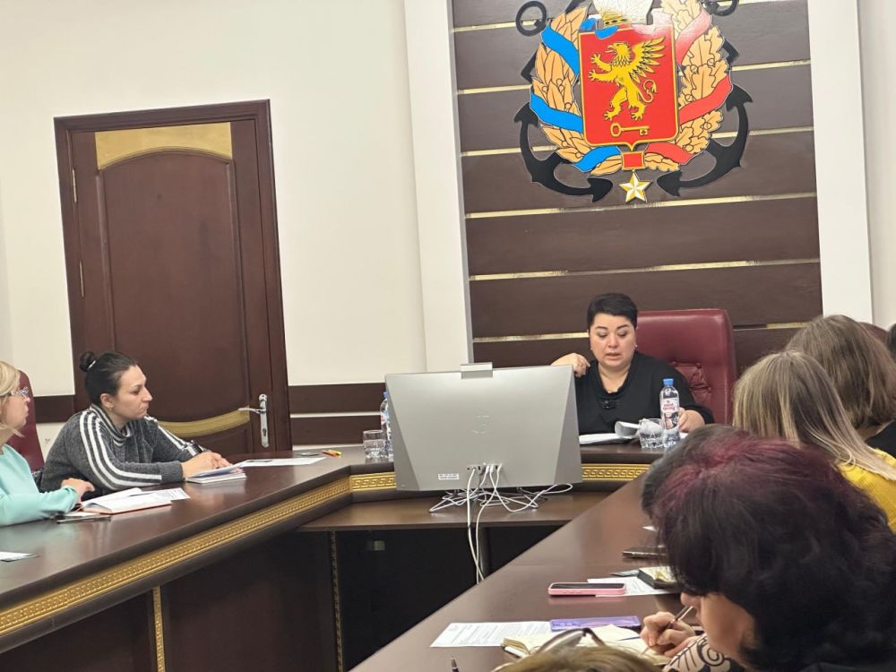 #городские_новости. В администрации Керчи состоялась встреча-совещание «Час предпринимательства». Темой совещания при участии заместителя начальника отдела работы с налогоплательщиками Межрайонной ИФНС России № 7 по... #городские_новости. В администрации Керчи состоялась встреча-совещание «Час предпринимательства». Темой совещания при участии заместителя начальника отдела работы с налогоплательщиками Межрайонной ИФНС России № 7 по...