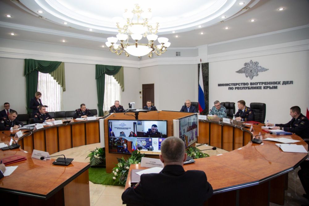Виталий Шулика принял участие в подведении итогов оперативно-служебной деятельности МВД по Республике Крым за 2024 год Виталий Шулика принял участие в подведении итогов оперативно-служебной деятельности МВД по Республике Крым за 2024 год