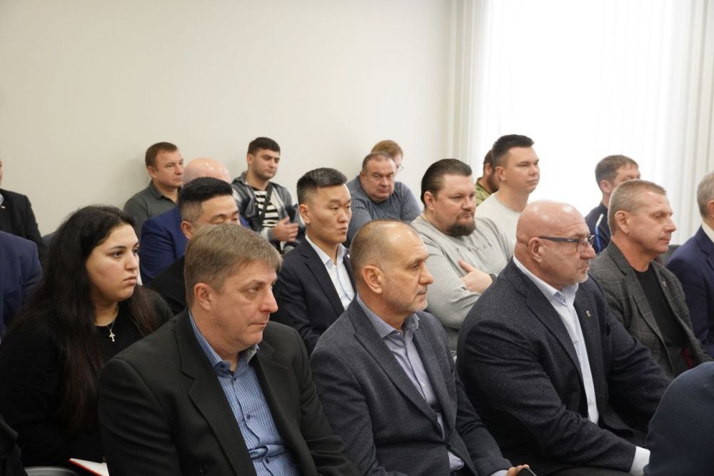 #ОПРК. 30 января 2025 года в Крымском среднем профессиональном училище (техникум) Олимпийского резерва имени Леонида Фёдоровича Ярового прошло выездное заседание Комитета Государственного Совета Республики Крым по культуре... #ОПРК. 30 января 2025 года в Крымском среднем профессиональном училище (техникум) Олимпийского резерва имени Леонида Фёдоровича Ярового прошло выездное заседание Комитета Государственного Совета Республики Крым по культуре...