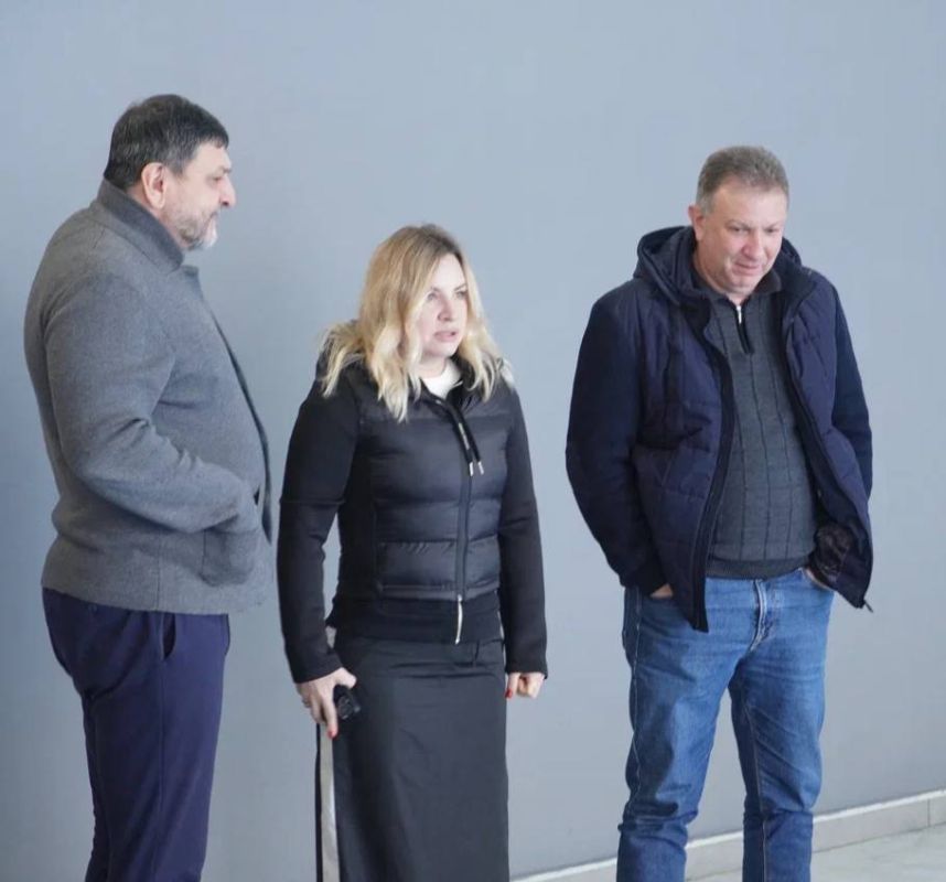 Ольга Торубарова: ПРОВЕЛИ РЕМОНТ БАССЕЙНА В КЕРЧИ! Ольга Торубарова: ПРОВЕЛИ РЕМОНТ БАССЕЙНА В КЕРЧИ!