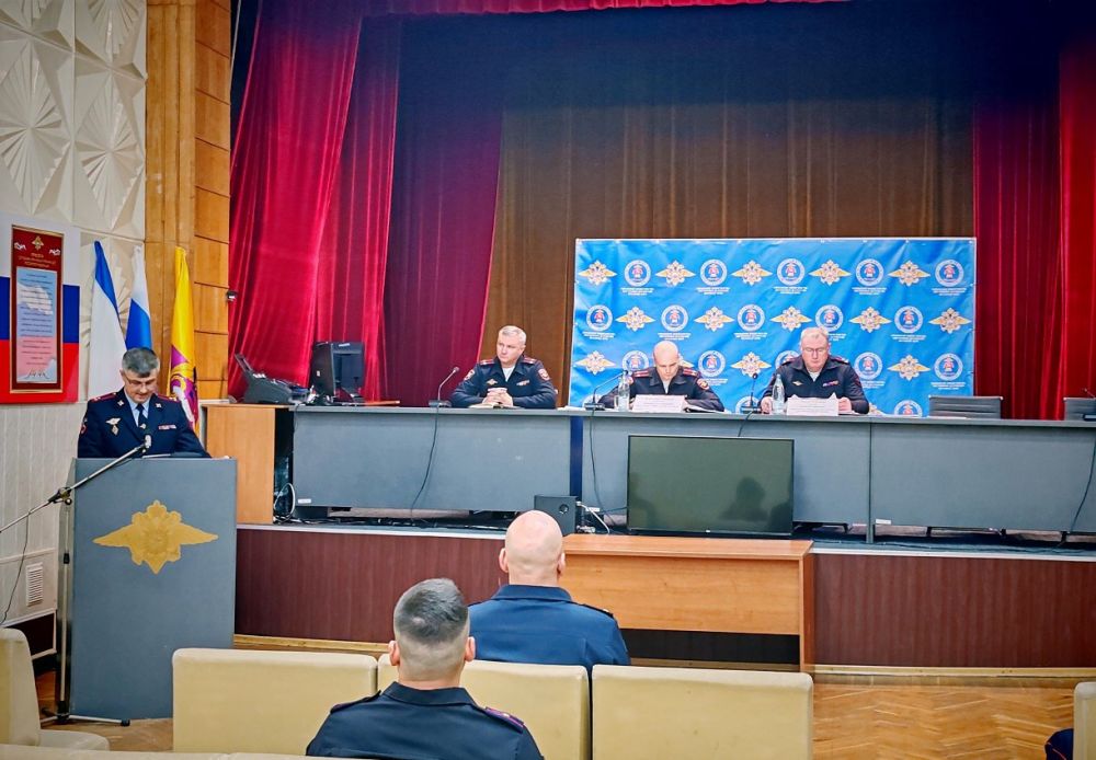 В Управлении МВД России по г. Ялте состоялось подведение итогов оперативно-служебной деятельности за 2024 год В Управлении МВД России по г. Ялте состоялось подведение итогов оперативно-служебной деятельности за 2024 год